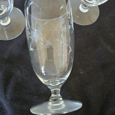 Princess House Heritage Clear Glass Pitcher with 3 princess house stemware glasses and 3 Juice glasses