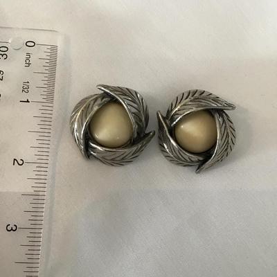 Vintage clip on statement earrings Silver tone dome, heavy leaf Lucite center