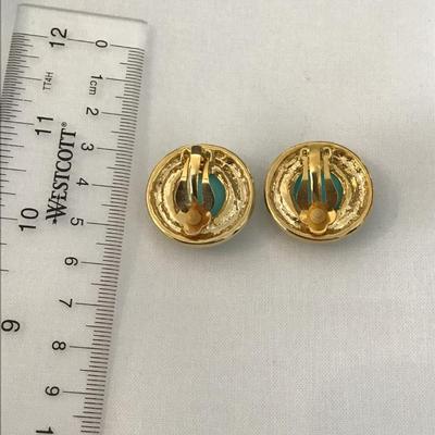 Vintage gold costume blue cabochon stone clip on earrings
