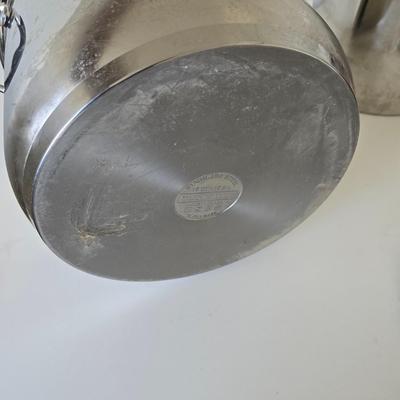 Heavy-Duty Stainless Steel Stock Pot Set – 2 Pots + Lids