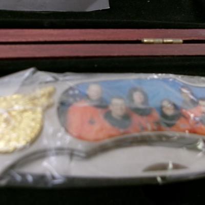 Collector Knives In Memory Of Columbia February 2003 NASA