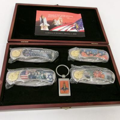 Collector Knives In Memory Of Columbia February 2003 NASA