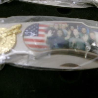 Collector Knives In Memory Of Columbia February 2003 NASA