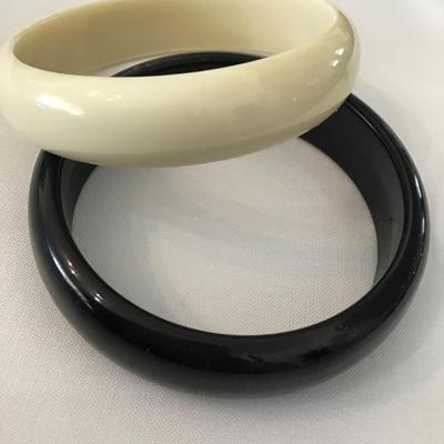 White cream Bakelite bangle bracelet & vintage black bangle bracelet
