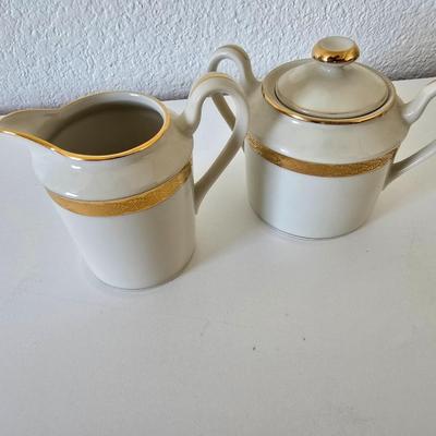 Fitz & Floyd “Roanoke” Creamer & Sugar Bowl Set