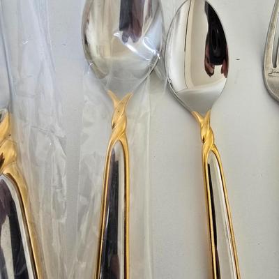 Mikasa “Pirouette” Flatware – Gold Accent (5-Piece Set) Buy 1 or buy 14 - you choose how many sets to purchase