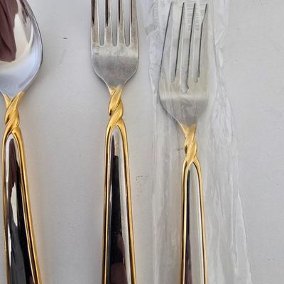Mikasa “Pirouette” Flatware – Gold Accent (5-Piece Set) Buy 1 or buy 14 - you choose how many sets to purchase