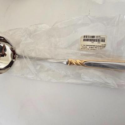 Mikasa Pirouette Gold Accented Serving Utensils – Set of 3 (New in Packaging)