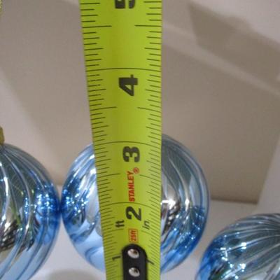 Elegant Christmas Ornaments Lot 7