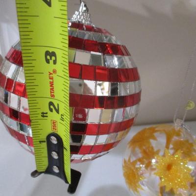 Elegant Christmas Ornaments Lot 8