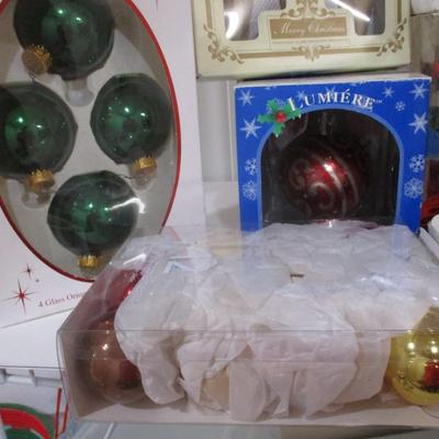 Assortment Of Christmas Ornaments & Decorations #9
