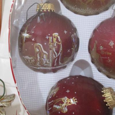 Assortment Of Christmas Ornaments & Decorations #10