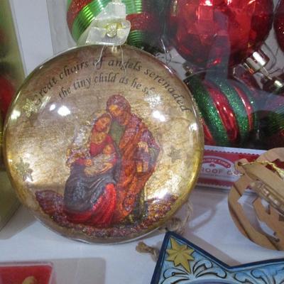 Assortment Of Christmas Ornaments & Decorations #10