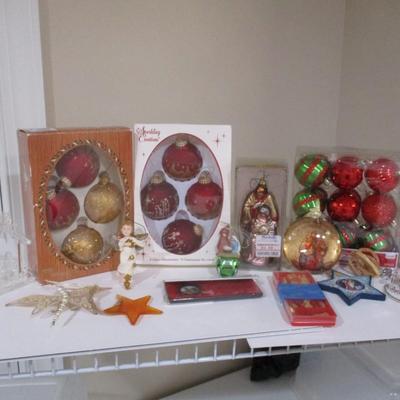 Assortment Of Christmas Ornaments & Decorations #10