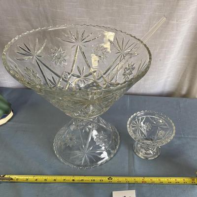 Beautiful Punch Bowl with Matching Dish