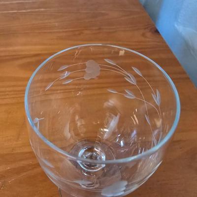 Princess House Heritage Entertaining Set – Etched Glass Vase / Bowl & 4 Goblets