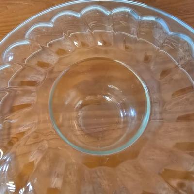 Princess House Heritage Jello Mold & Anchor Hocking Cake Stand – Set of 2