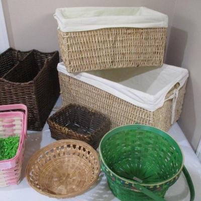 Assortment Of Wicker Baskets (SR)