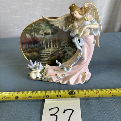 Thomas Kinkade’s Sweetheart Gazebo