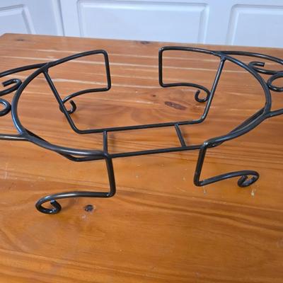 Princess House Fantasia Covered Casserole Dish with Stand