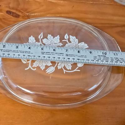 Princess House Fantasia Covered Casserole Dish with Stand