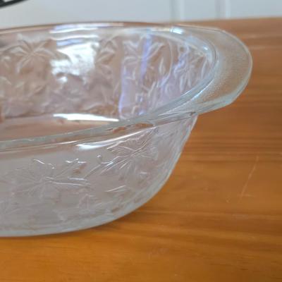 Princess House Fantasia Covered Casserole Dish with Stand