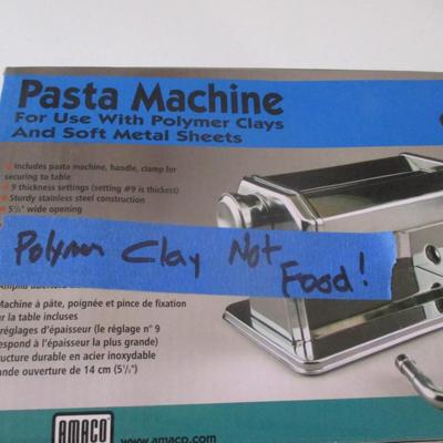 Pasta Machine For Use With Polymer Clays