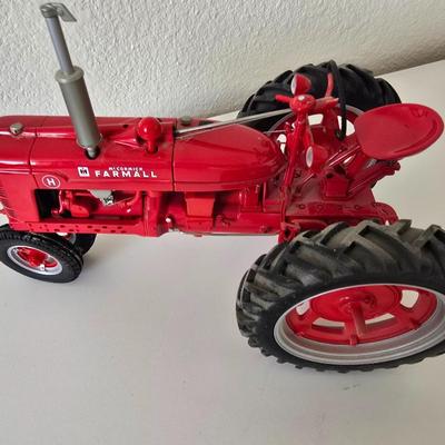 1997 Case Corporation McCormick Farmall Model H Die-Cast Tractor – Collector's Edition