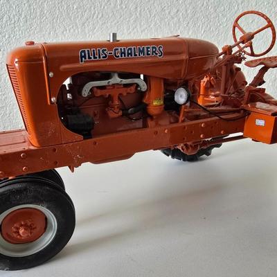 Franklin Mint Allis-Chalmers Die-Cast Tractor – Collector’s Edition