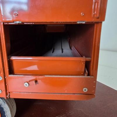 Franklin Mint Allis-Chalmers Type 60A All-Crop Harvester – Die-Cast Model on Base