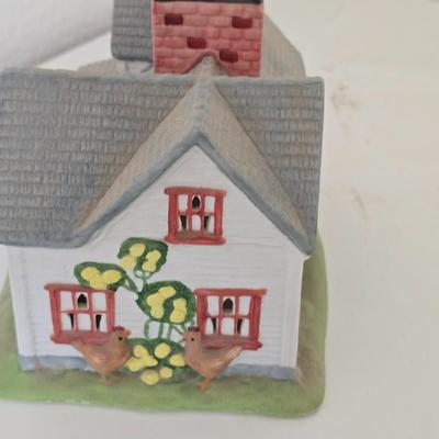 Ceramic Country Farmhouse Tealight Holder – "Eggs for Sale" Cottage Scene