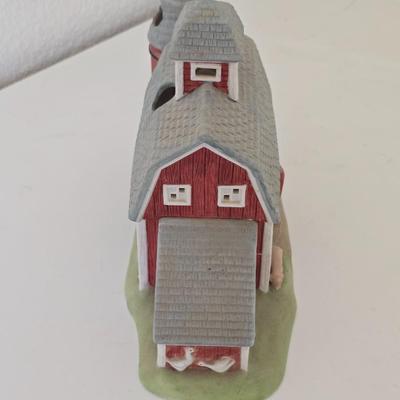Ceramic Red Barn Tealight Holder – Country Farm Scene with Silo & Animals