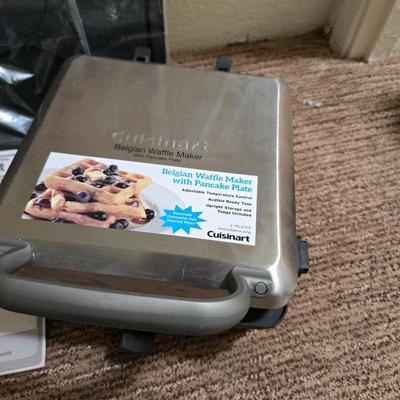 Cuisinart Belgian Waffle Maker with Pancake Plate Insert – Complete Set