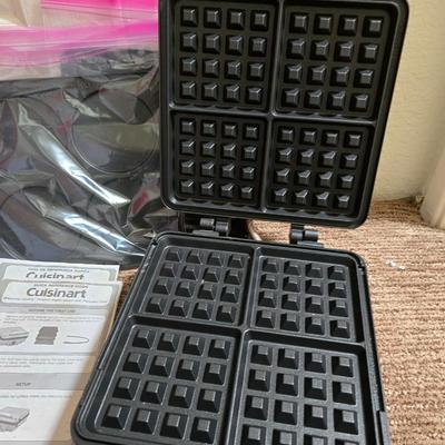 Cuisinart Belgian Waffle Maker with Pancake Plate Insert – Complete Set