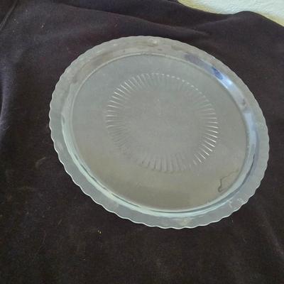 Vintage Glass Cake Dome with Matching Scalloped Plate – Mid-Century Anchor Hocking Style