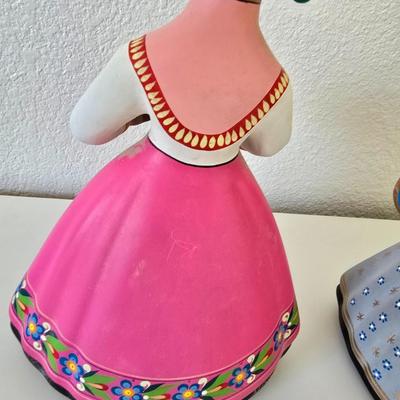 Hand-Painted Mexican Folk Art Figurines – Set of 2