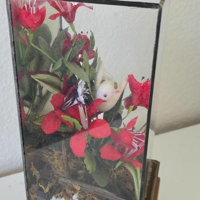 Vintage Glass Faux Floral Keepsake Terrarium music boxes – Set of 2