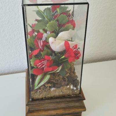 Vintage Glass Faux Floral Keepsake Terrarium music boxes – Set of 2