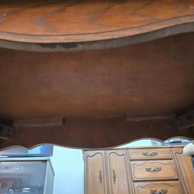 Vintage Oval Wood Coffee Table with Cabriole Legs – 16”H x 46”W x 26”D