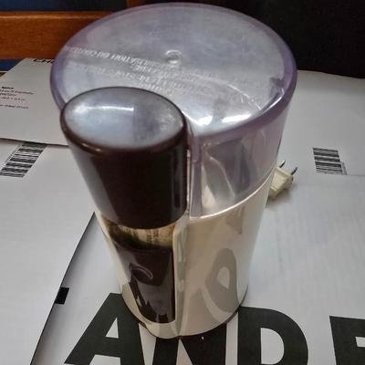 New Chefman Countertop Microwave (0.9 cu. ft.) & Smart Grind Coffee Grinder