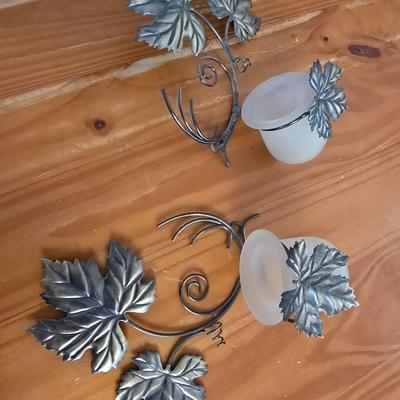 Decorative Home Accent Lot – Green Glass Vase, Leaf Sconce, Porcelain Napkin Rings & More