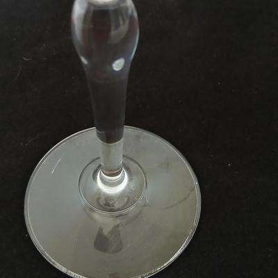 Mikasa “Lace” Etched Crystal Wine Glasses with Gold Rim – Set of 4 (2 sets available)