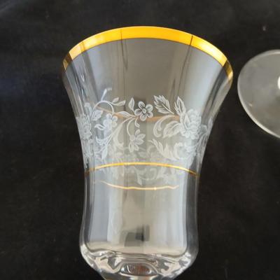 Mikasa “Antique Lace” Etched Crystal Wine Glasses with Gold Rim – MIXED Set of 6