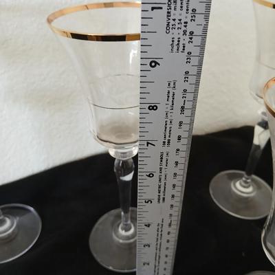 Mikasa “Antique Lace” Etched Crystal Wine Glasses with Gold Rim – MIXED Set of 6