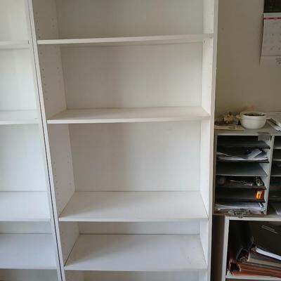 One White 5-Shelf Bookcase – Adjustable Shelving