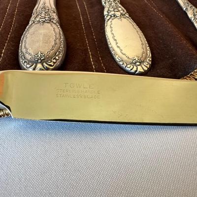 TOWLE STERLING SILVER FLATWARE "OLD MIRROR" PATTERN 152.5 grams