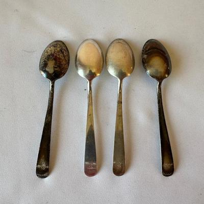4 STERLING SILVER TEASPOONS 71.5 grams