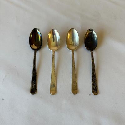 4 STERLING SILVER TEASPOONS 71.5 grams