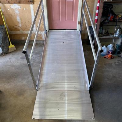 ALUMINUM MOBILITY RAMP
