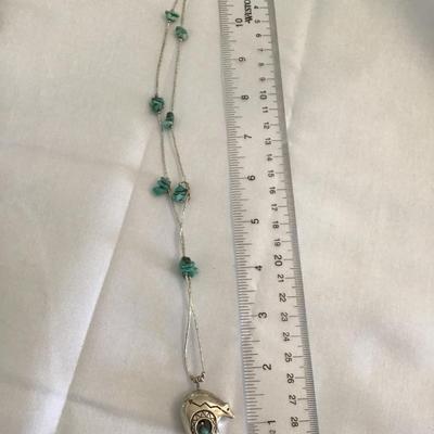 Vintage Native Zuni Bear Type Necklace